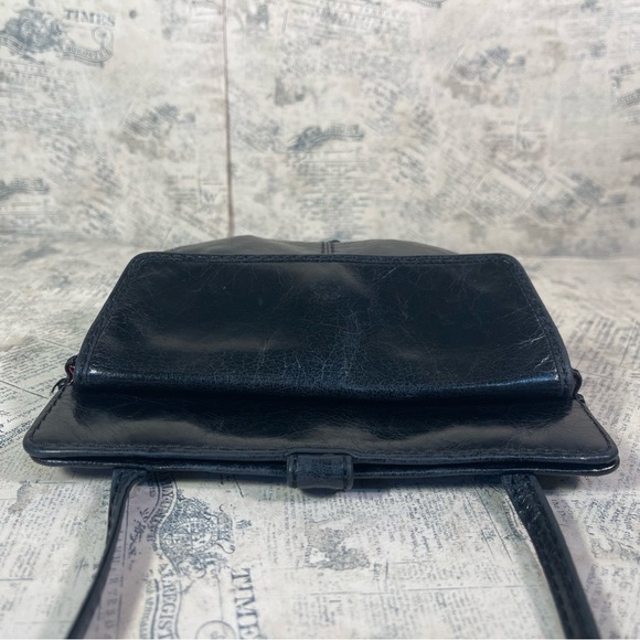 HOBO Black Leather Crossbody bag and organizer - Picture 7 of 12